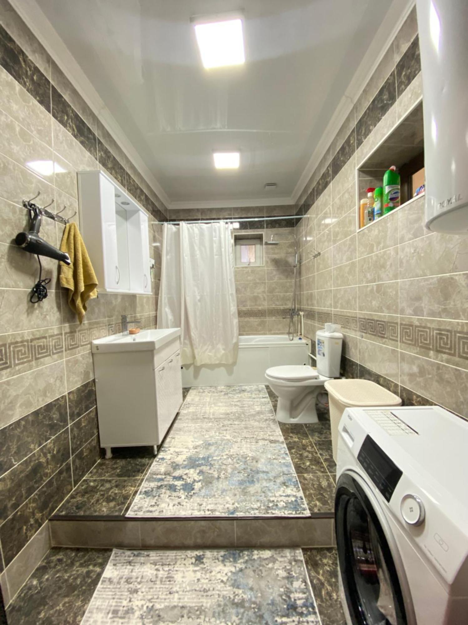 Guest House Glover Karakol Exterior foto
