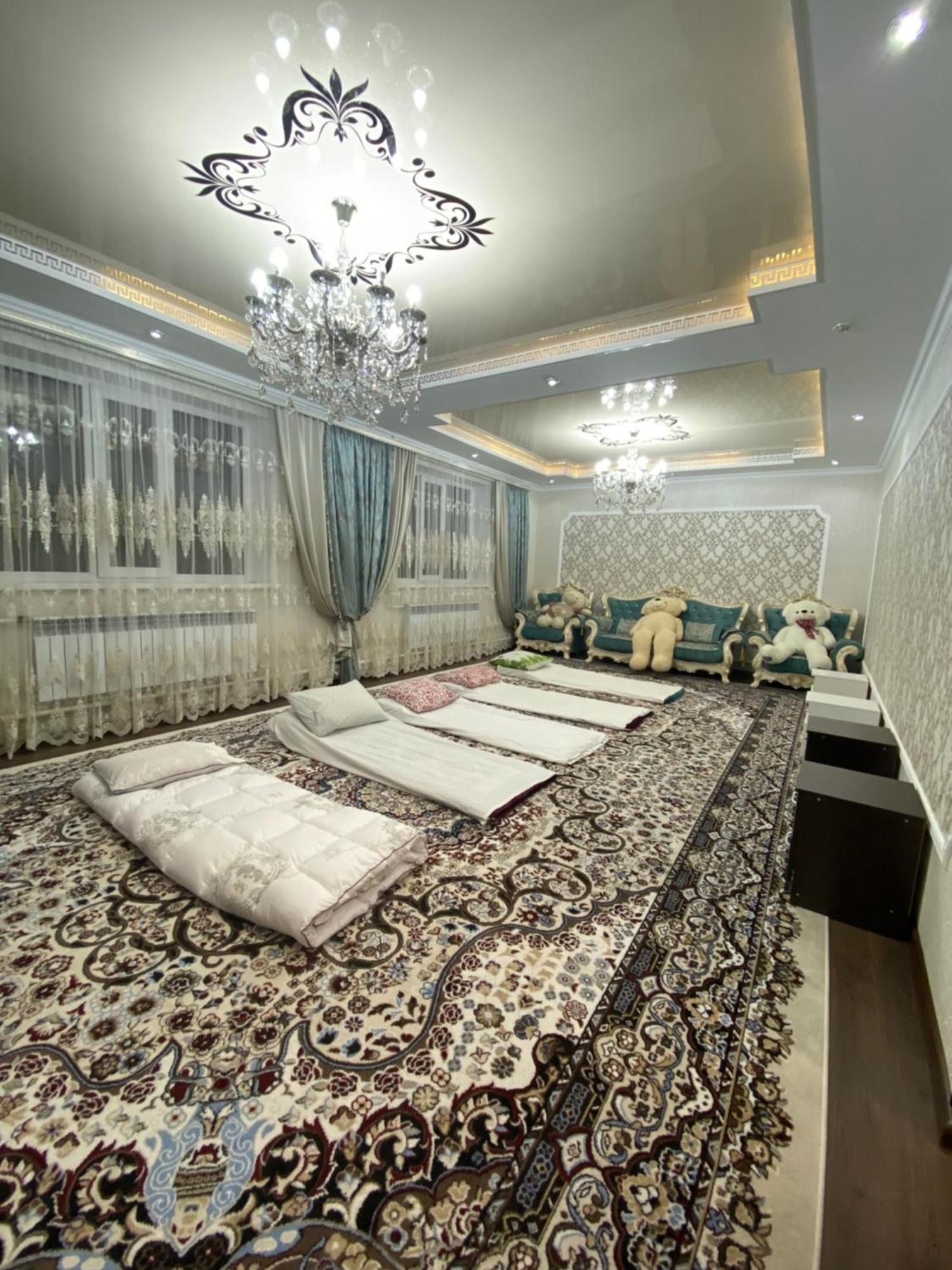 Guest House Glover Karakol Exterior foto